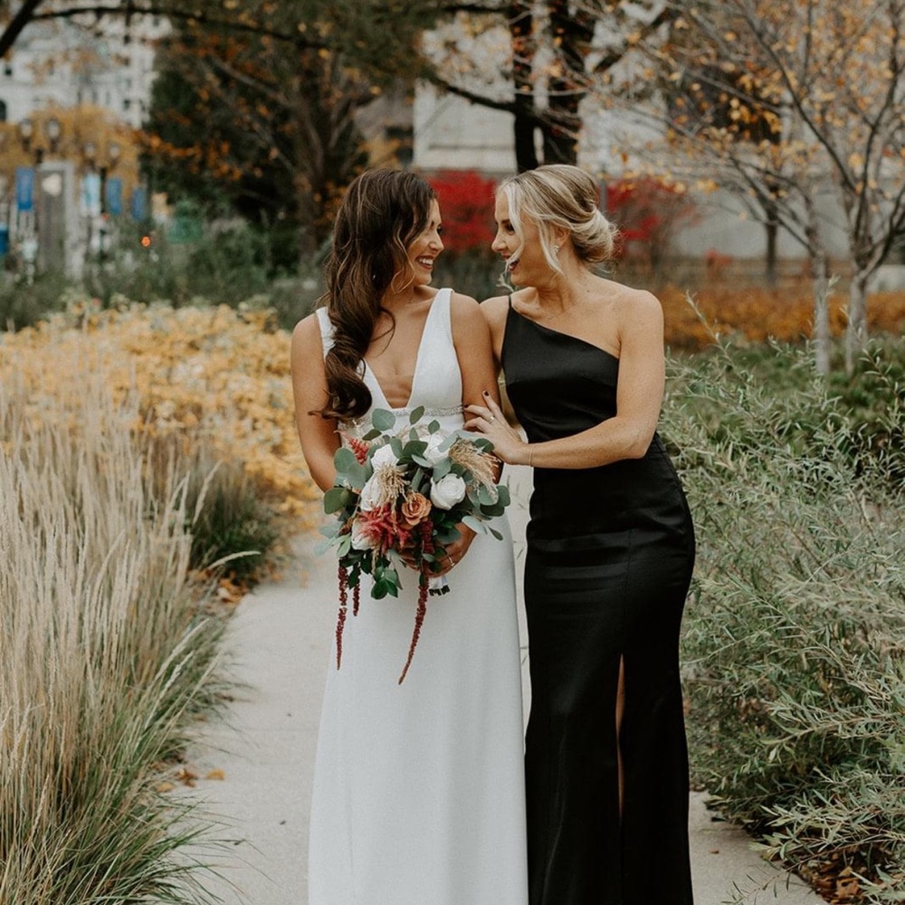 Beautiful, classic Amsale one shoulder gown